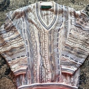 Men’s 💯 Authentic Vintage Tundra  Sweater